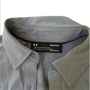 Under Armour Women’s Small Button Up gray